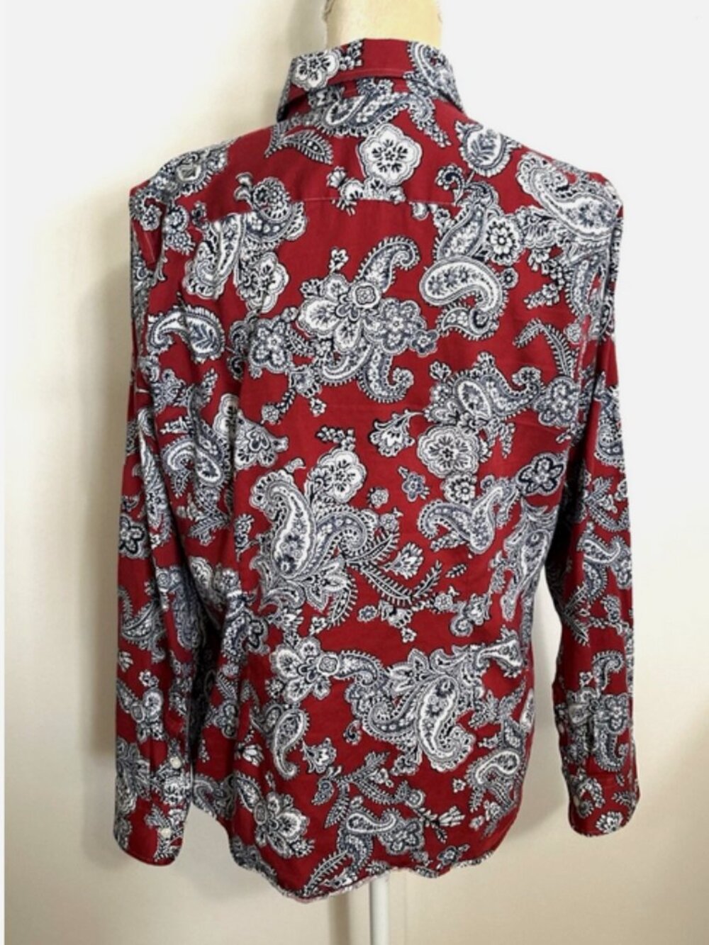 CHAPS Red Paisley Button Front Shirt Womens Large Ralph Lauren No Iron - Picture 4 of 7